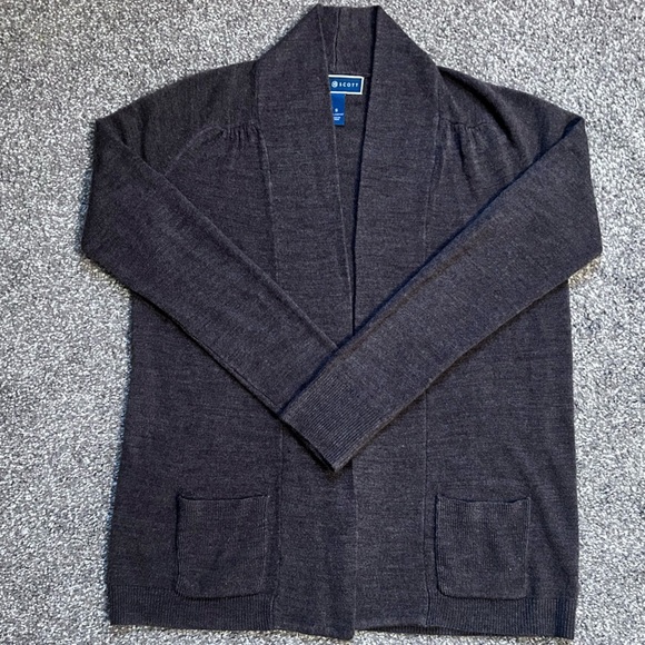 Karen Scott Tops - Women’s Karen Scott brown cardigan. Size small